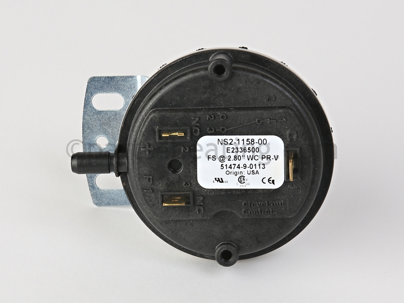 E2336500_2.JPG