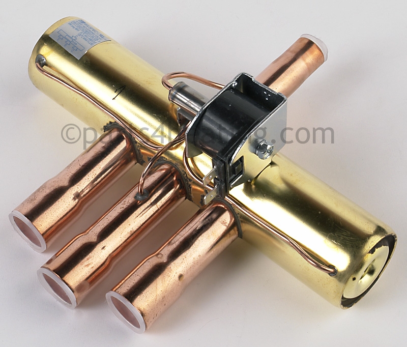 Reversing Valve (Optional, Not Shown)